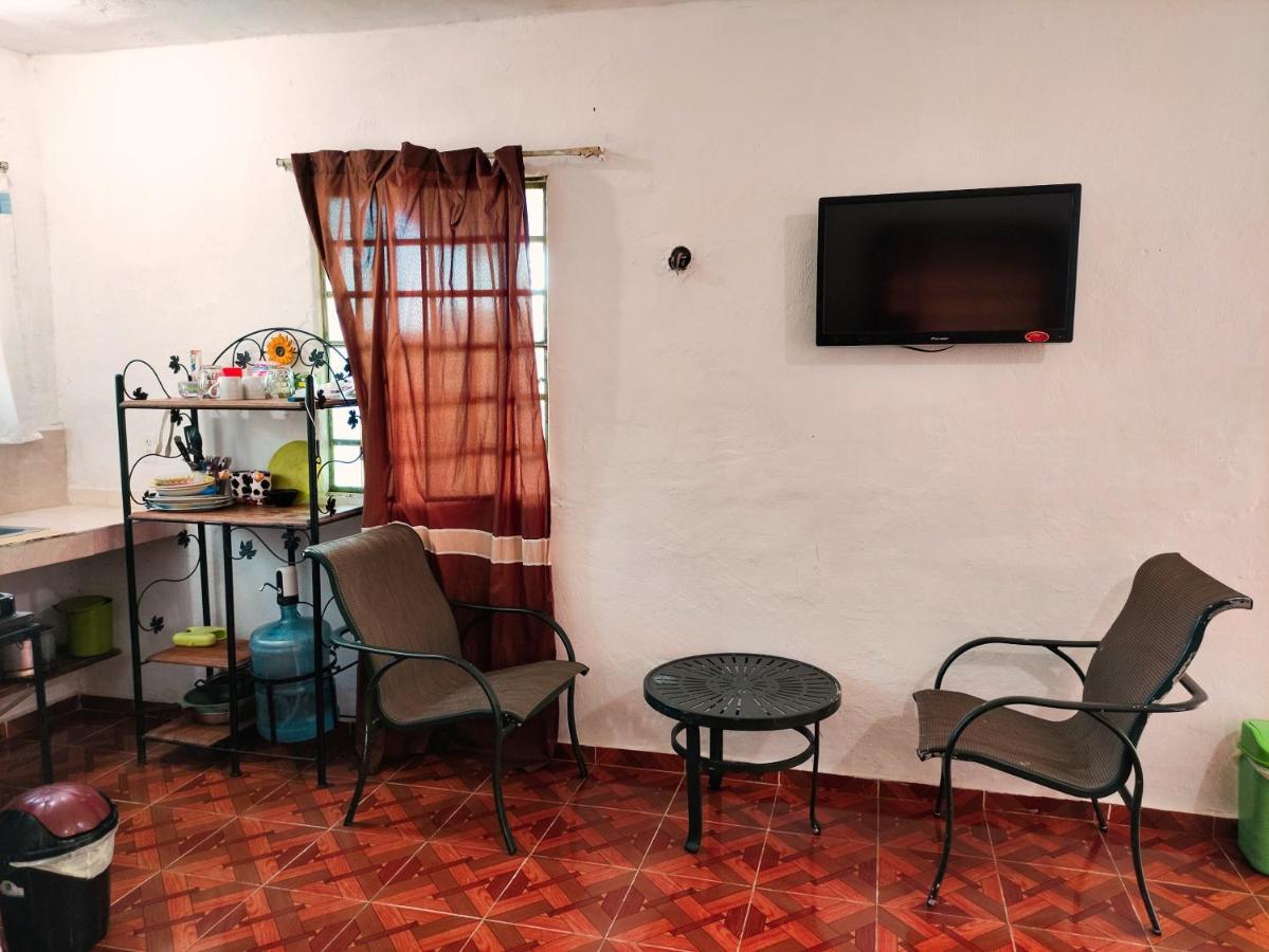 Casa Lili Luxury Valladolid "Fast Wifi, Hot Water, Kitchen & Tv" Eksteriør billede