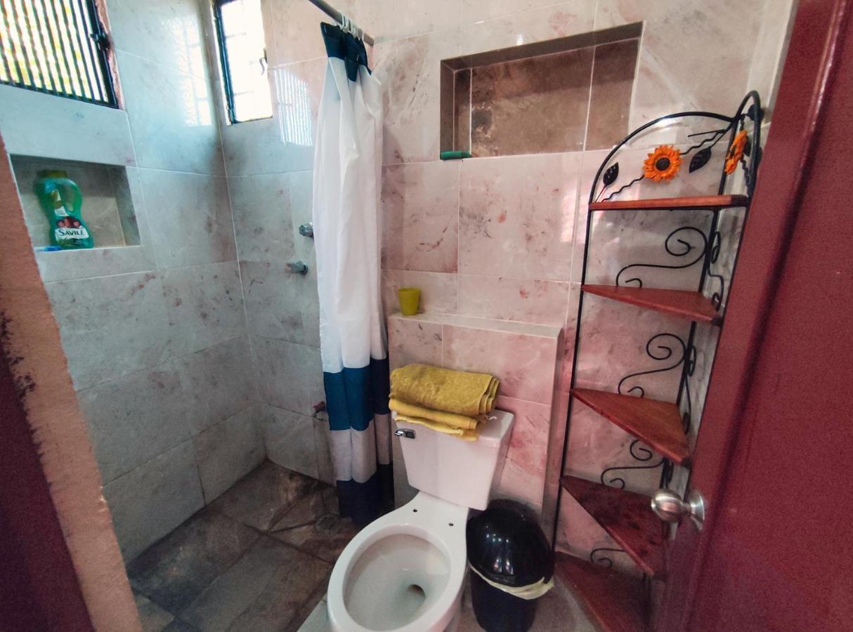 Casa Lili Luxury Valladolid "Fast Wifi, Hot Water, Kitchen & Tv" Eksteriør billede